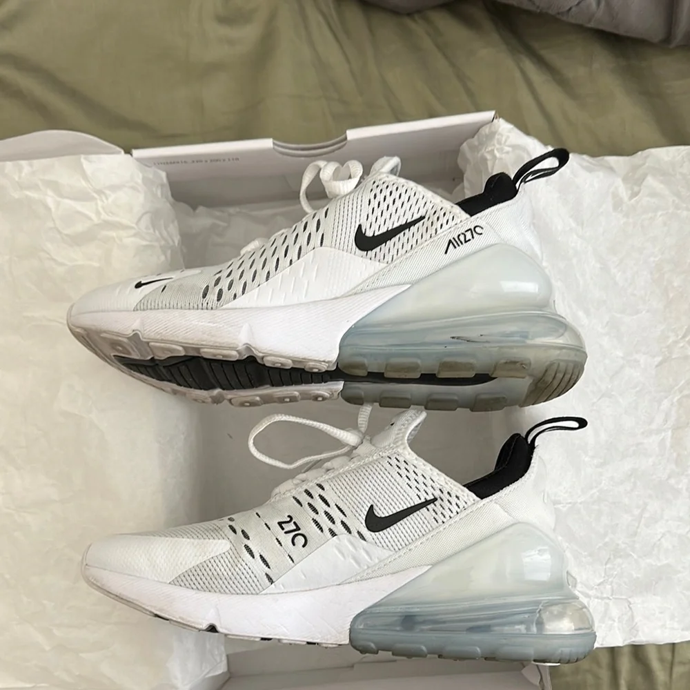 Women’s Nike Air Max 270